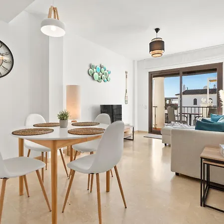 Lovely Beachfront In La Duquesa - Rdr527 *