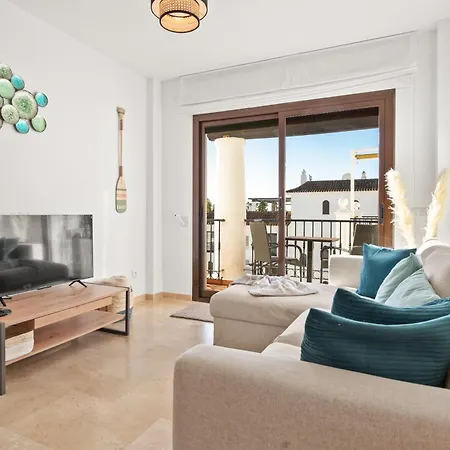 Lovely Beachfront In La Duquesa - Rdr527