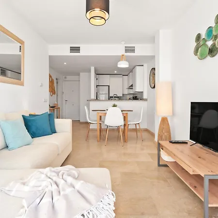 Lovely Beachfront In La Duquesa - Rdr527 マニルバ